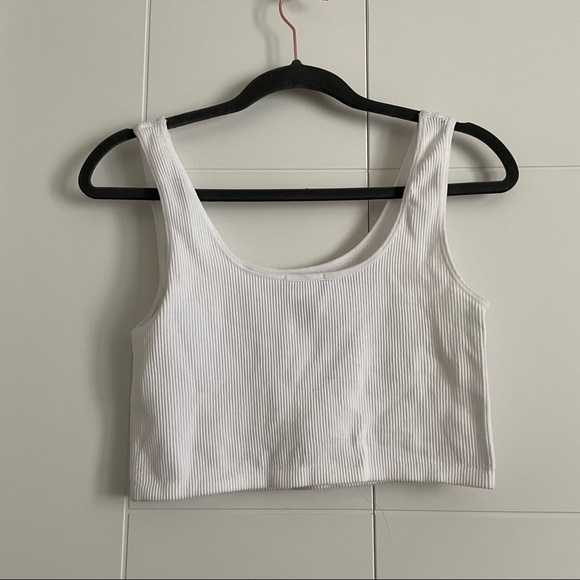 3/$25 Ardene Cropped Tank - Picture 3 of 3